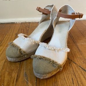 Sesto closed toe espadrille